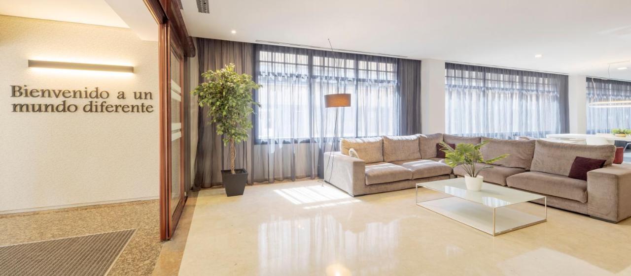 Ilunion Romareda Hotel Zaragoza Exterior photo