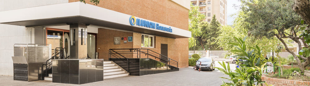 Ilunion Romareda Hotel Zaragoza Exterior photo