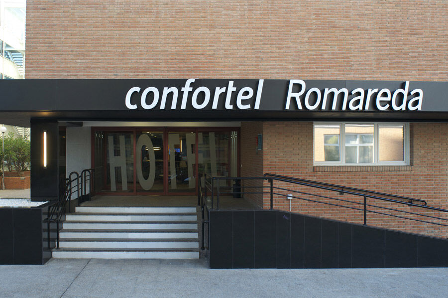 Ilunion Romareda Hotel Zaragoza Exterior photo